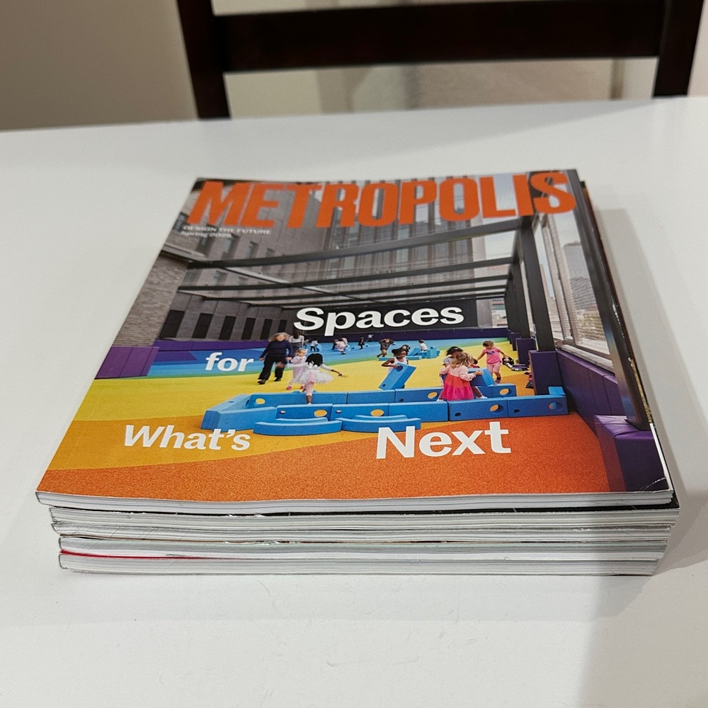 Metropolis Magazine Collection - Picture 8 of 12